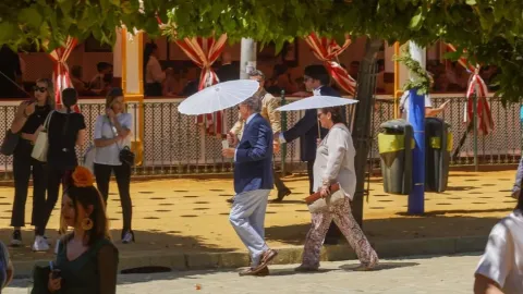 Spain breaks record temperature for April